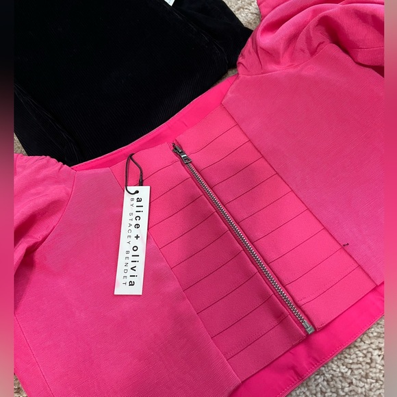 ALICE + OLIVIA Square Neckline Short Sleeve Crop Top w/ Tags Size: L | US 10 - Picture 4 of 7